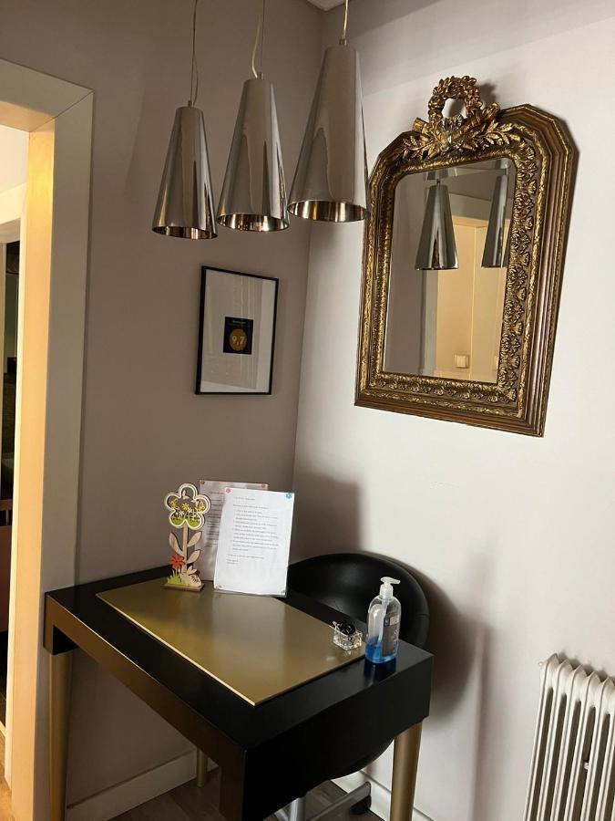 Chic & Cozy Apartment テッサロニキ エクステリア 写真