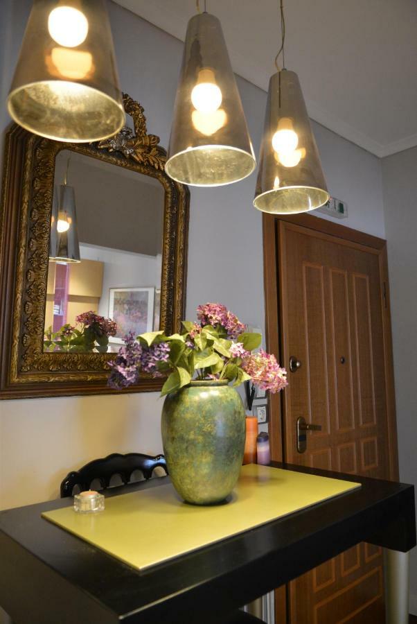 Chic & Cozy Apartment テッサロニキ エクステリア 写真
